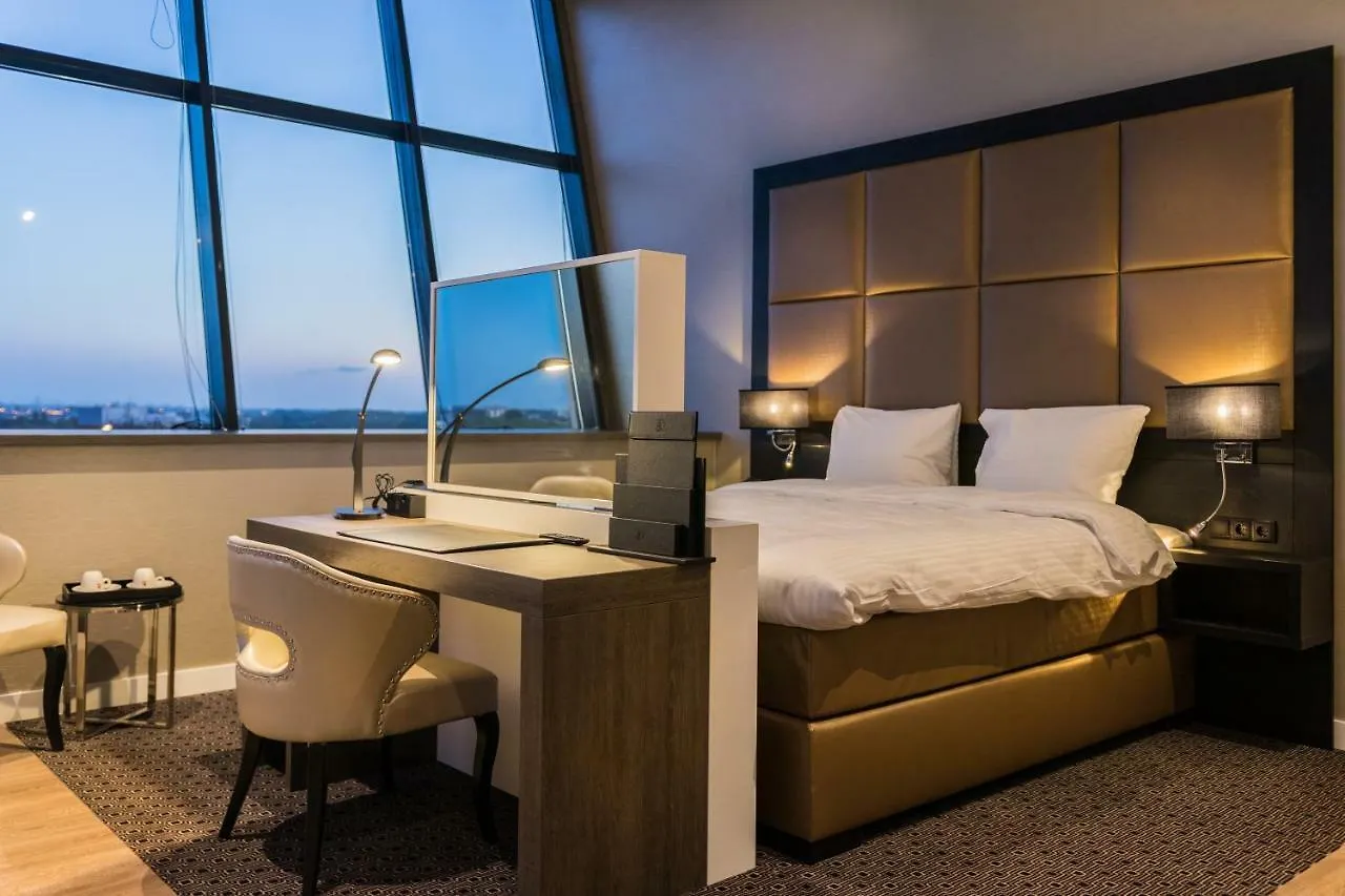 Riva hotel Den Haag - Delft 4*,